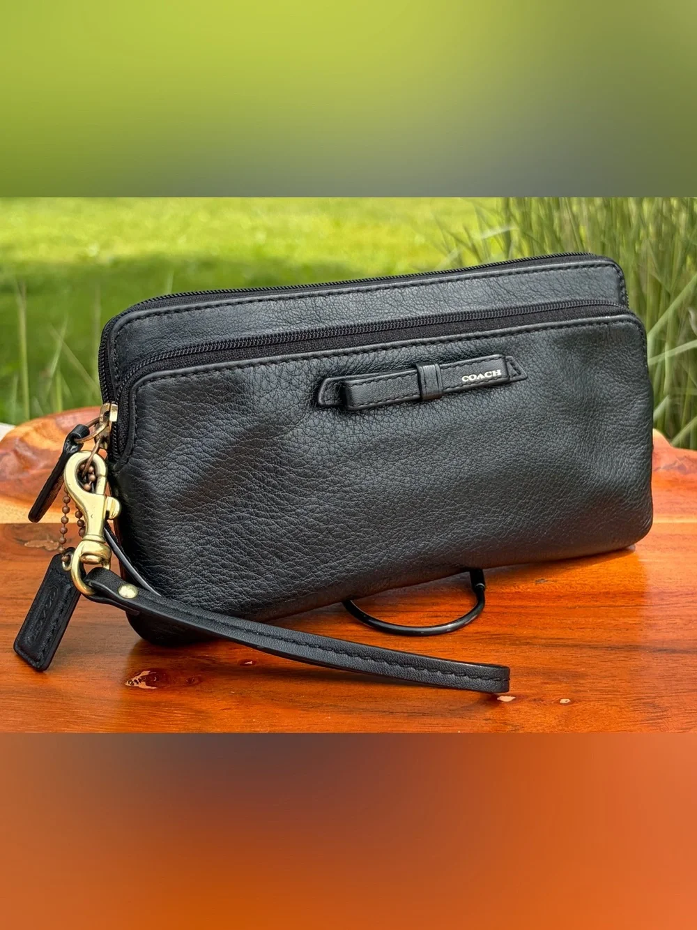 Coach Black Leather Double-Pocket Wristlet Clutch EUC